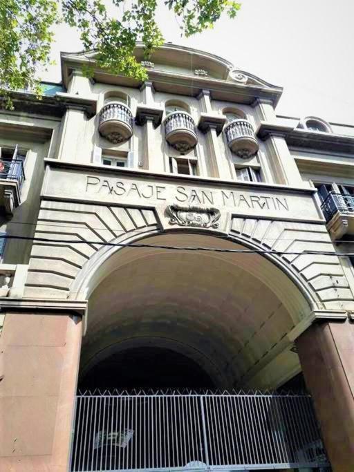 Mendoza 3 Dormitorios Con Balcones Y Alem Chic Monoambiente Y Mendoza Estudio Para 1 3 Apartamentos Kültér fotó